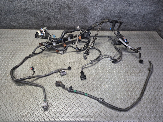 02-05 Lexus JCE10L IS300 2JZGE A/T Engine Wiring Harness 82121-53101 OEM