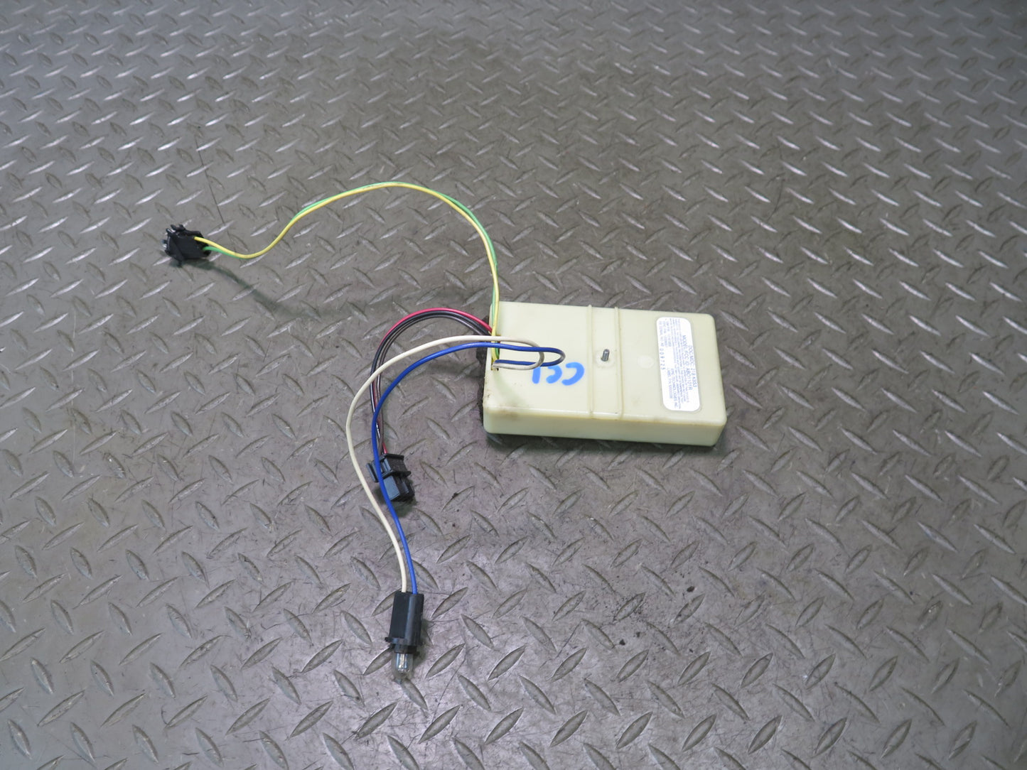 93-96 Chevrolet Corvette C4 TPMS Tire Pressure Sensor Module 10161858 OEM