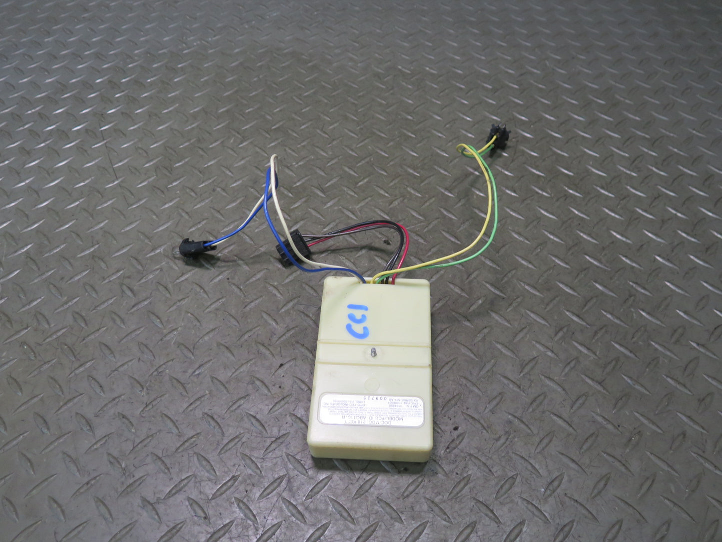 93-96 Chevrolet Corvette C4 TPMS Tire Pressure Sensor Module 10161858 OEM