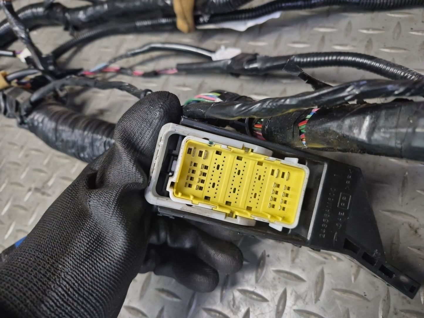 2006 Nissan 350Z Z33 Convertible VQ35HR M/T Main Dash Wire Wiring Harness OEM