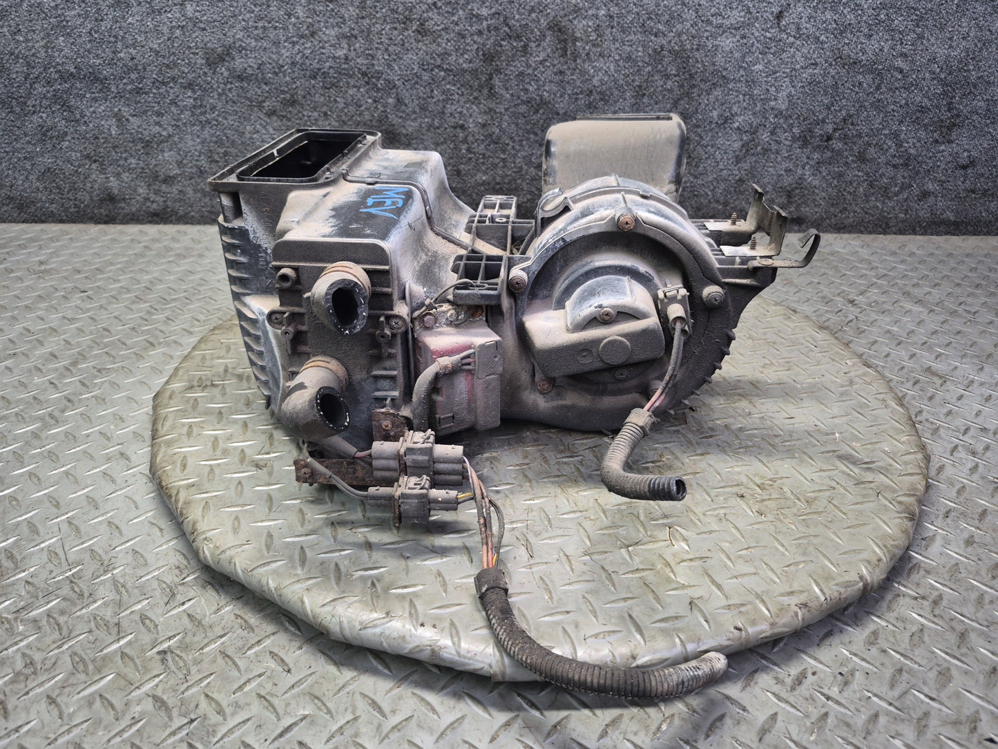 99-03 VW Eurovan T4 Front Hvac Blower Motor Climate Box w Duct 701820024B OEM