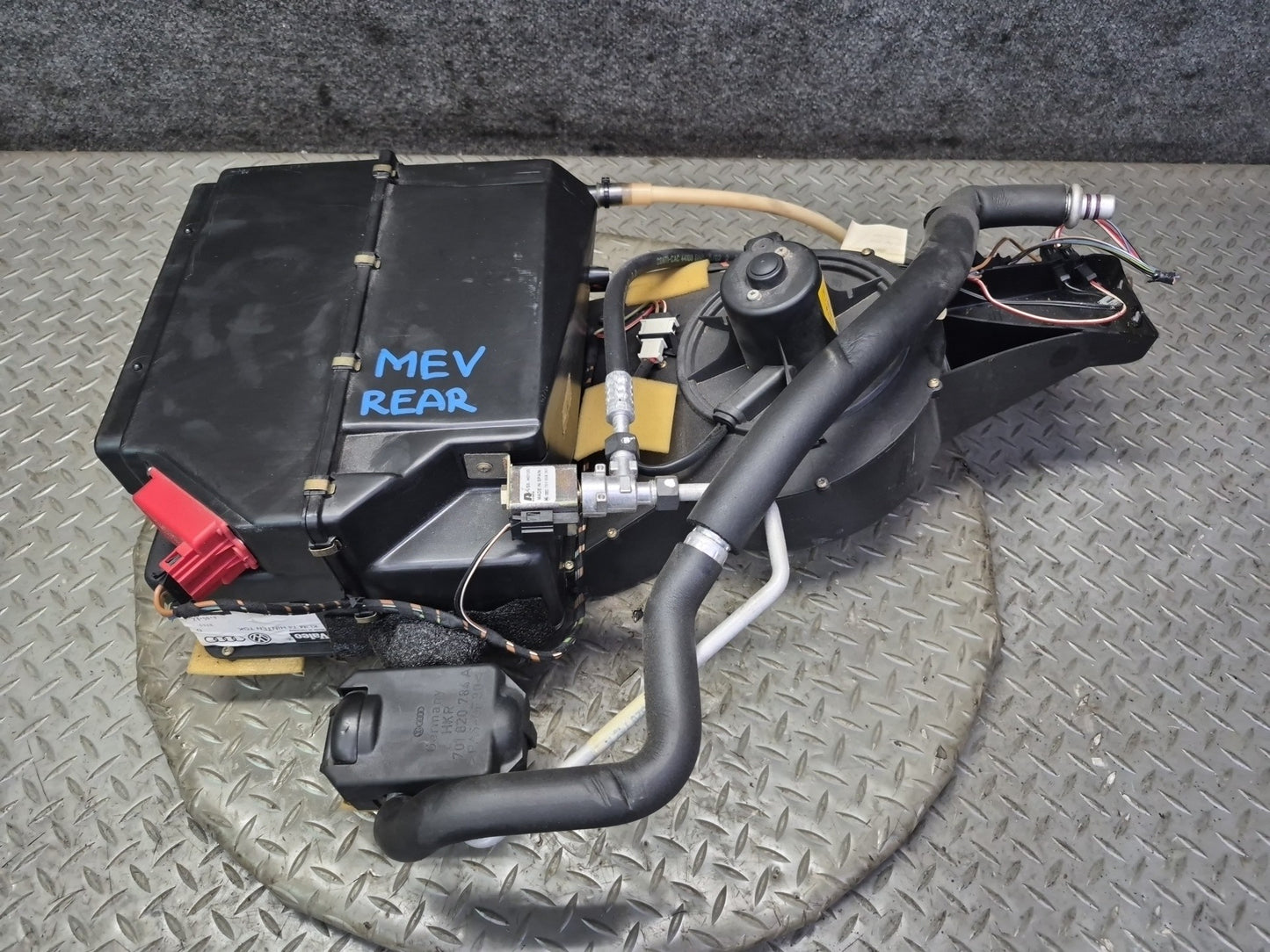 99-03 VW Eurovan T4 Rear Hvac A/C Evaporator Blower Motor Climate Box OEM