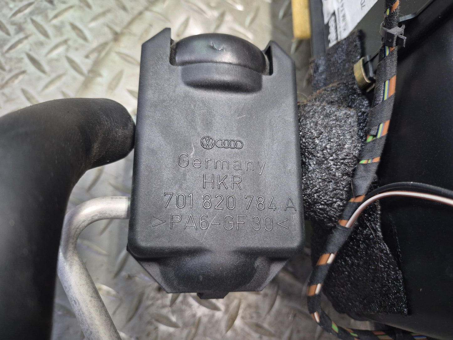 99-03 VW Eurovan T4 Rear Hvac A/C Evaporator Blower Motor Climate Box OEM