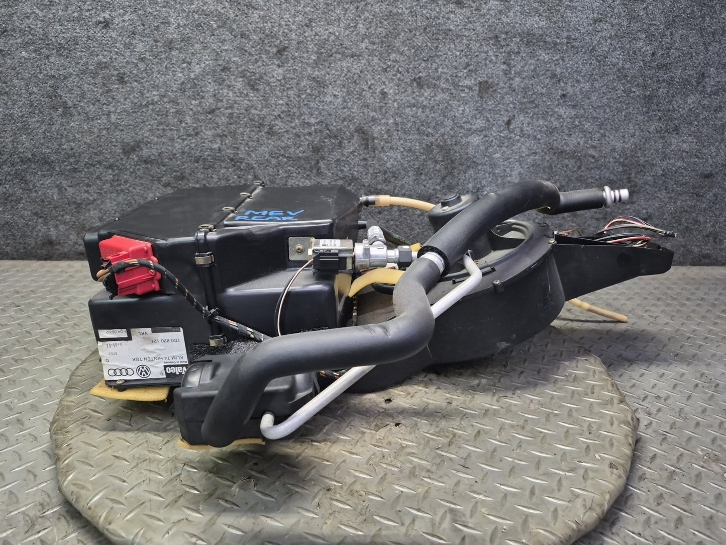 99-03 VW Eurovan T4 Rear Hvac A/C Evaporator Blower Motor Climate Box OEM