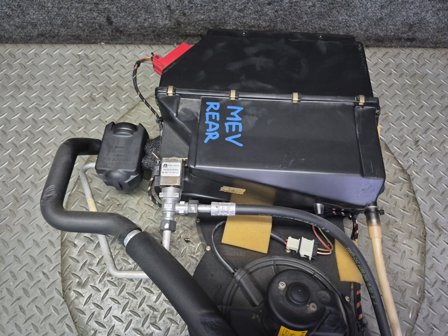 99-03 VW Eurovan T4 Rear Hvac A/C Evaporator Blower Motor Climate Box OEM