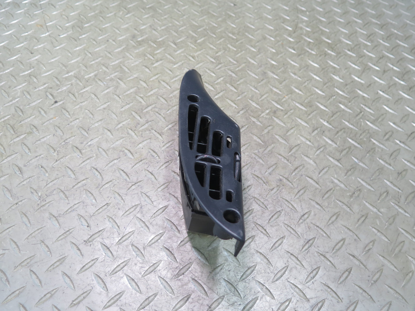 94-96 Chevrolet Corvette C4 Dash Front Left A/C Air Vent Grille 10086045 OEM