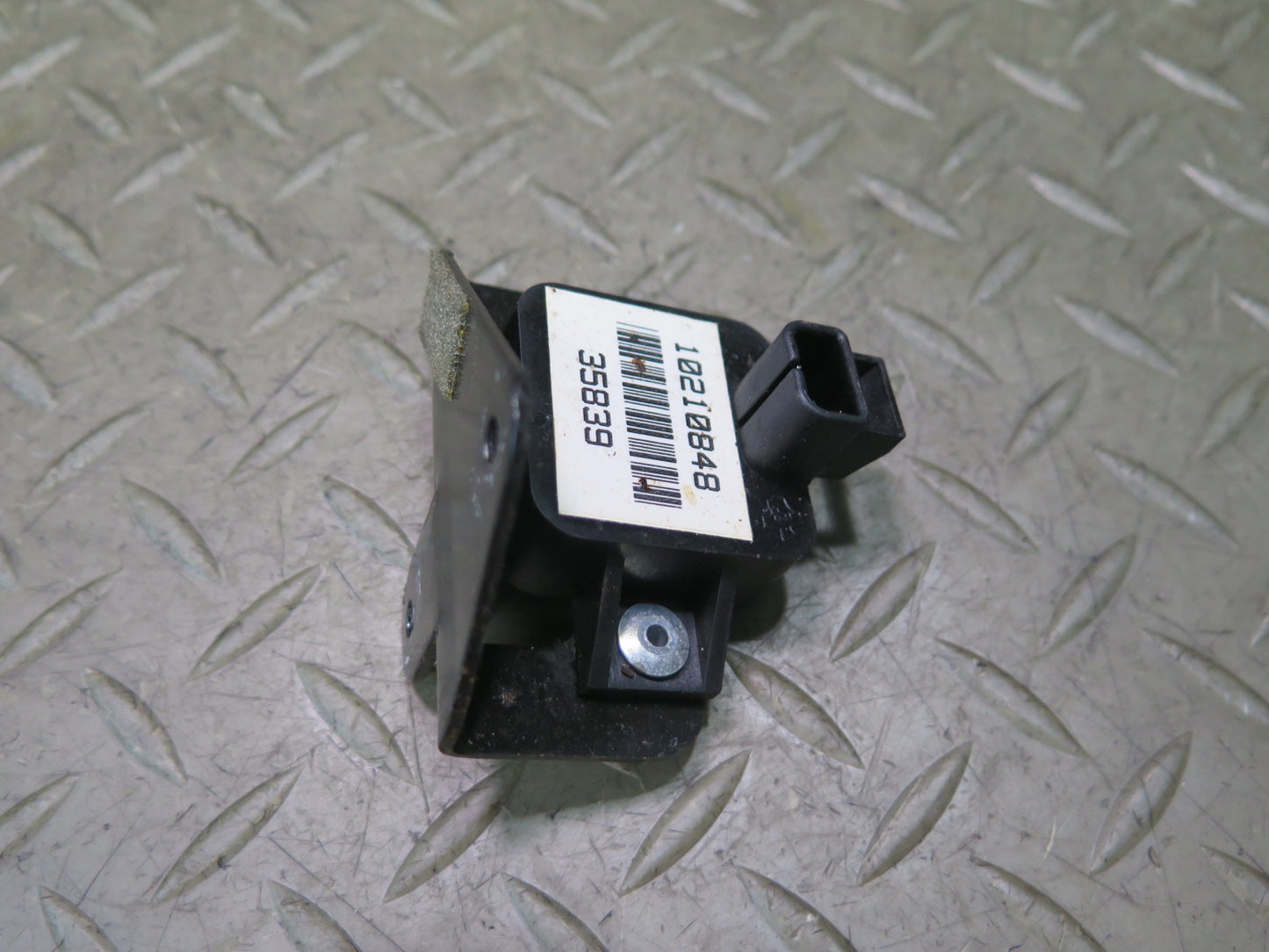 94-96 Chevrolet Corvette C4 Lateral Accelerometer Sensor 10210848 OEM