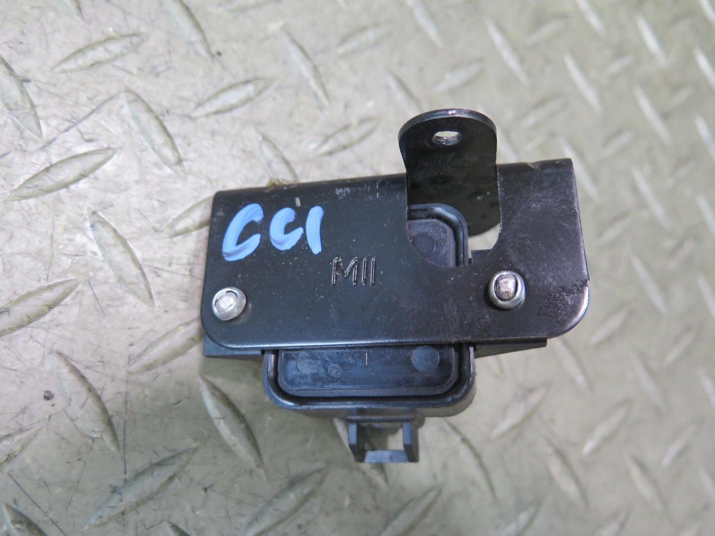 94-96 Chevrolet Corvette C4 Lateral Accelerometer Sensor 10210848 OEM