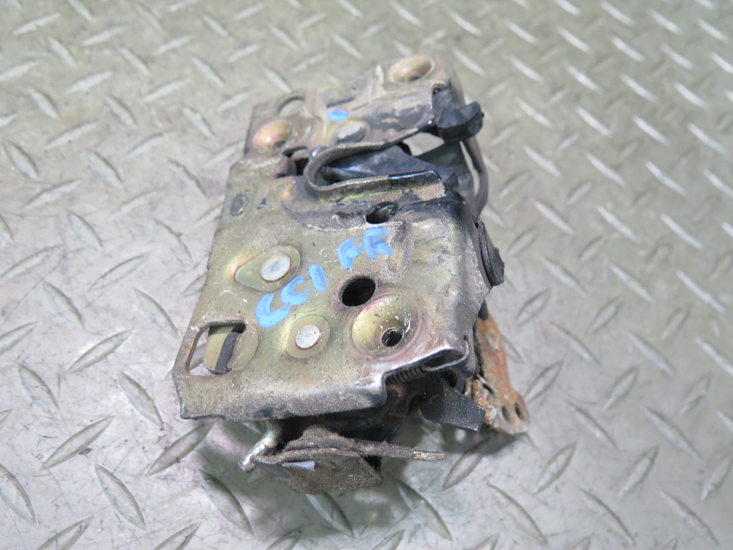 90-96 Chevrolet Corvette C4 Right Door Lock Latch Actuator OEM