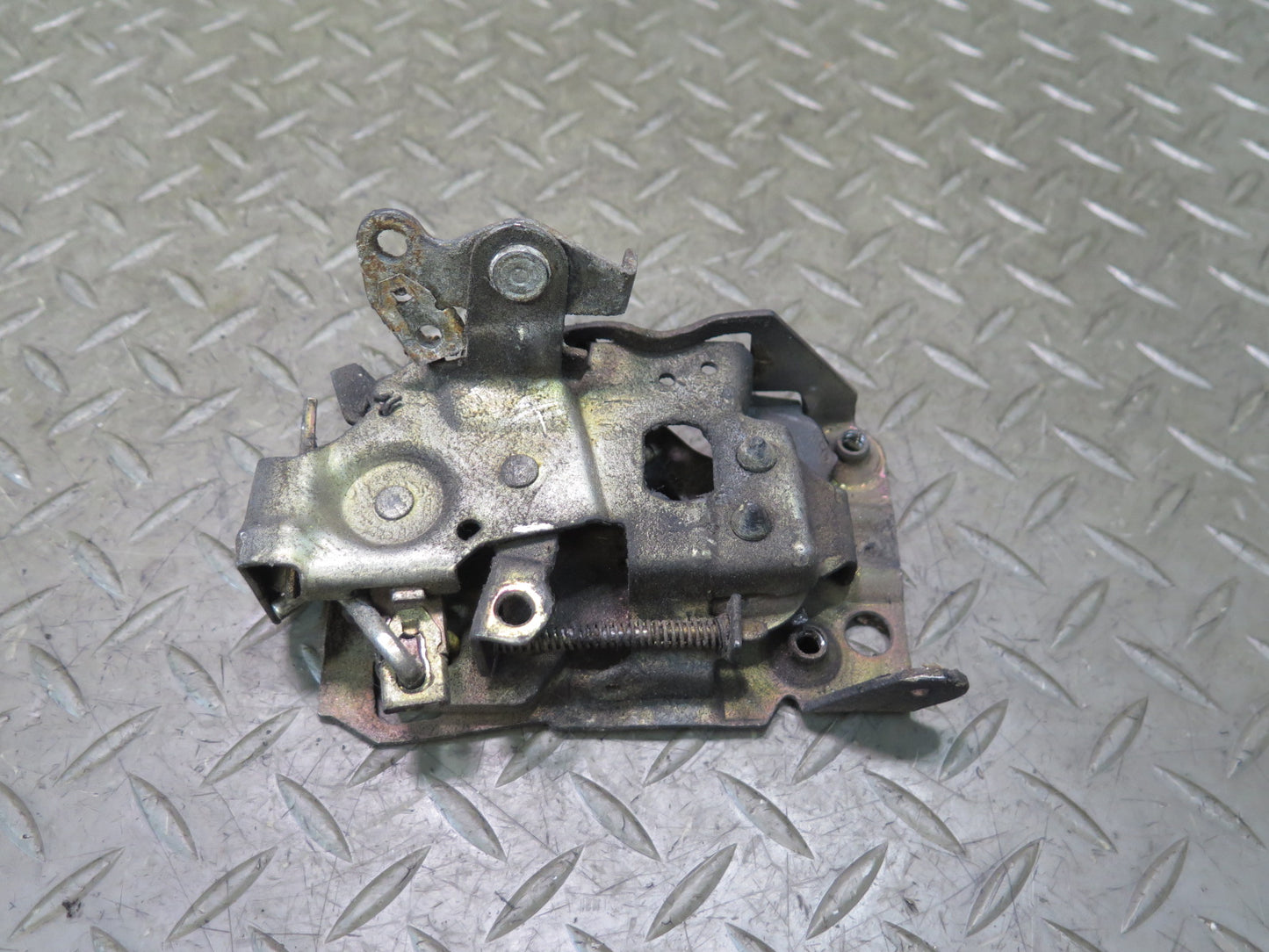 90-96 Chevrolet Corvette C4 Right Door Lock Latch Actuator OEM