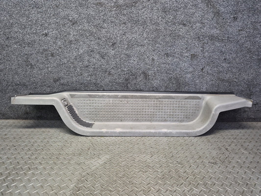 99-03 VW Eurovan T4 Right Door Sliding Step Trim Panel 701863726B OEM