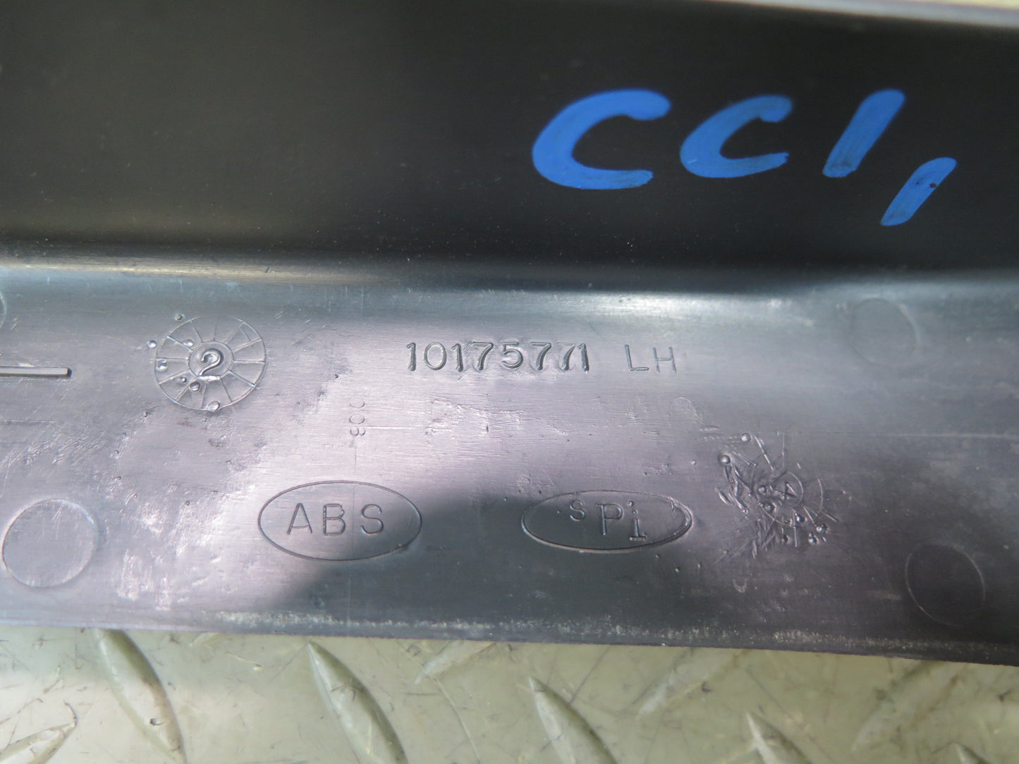 92-96 Chevrolet Corvette C4 Convertible Door Interior Upper Trim Panel Set OEM