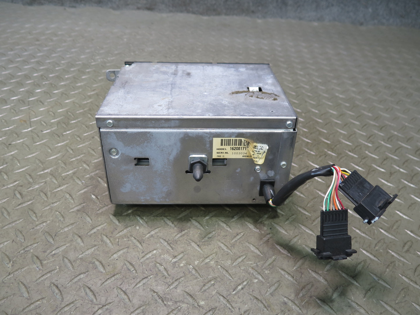 95-96 Chevrolet Corvette C4 Cassette Radio CD Player Receiver Head Unit OEM