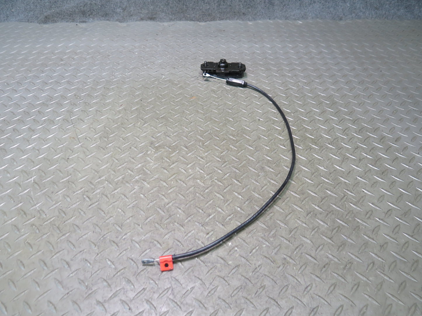 94-96 Chevrolet Corvette C4 Convert TOP Deck Lid Release Cable Latch Handle OEM
