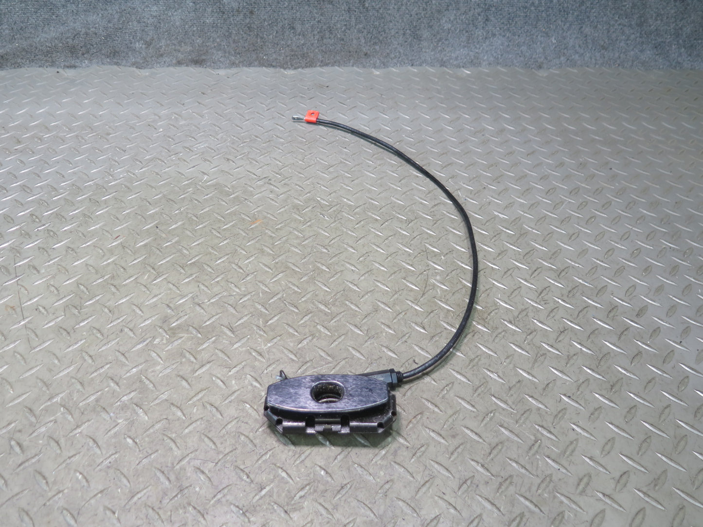 94-96 Chevrolet Corvette C4 Convert TOP Deck Lid Release Cable Latch Handle OEM