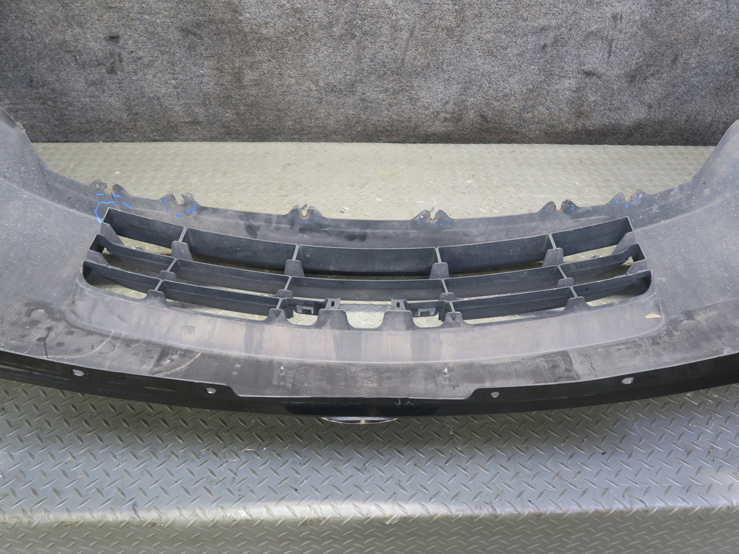 06-09 Nissan Z33 350Z Convertible Front Bumper Cover w Grille Black Damaged