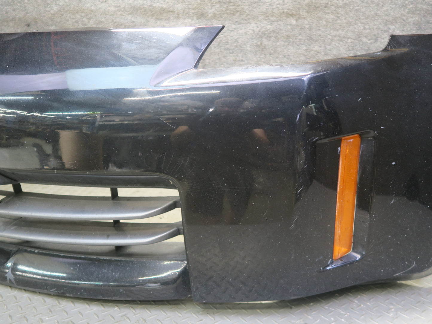 06-09 Nissan Z33 350Z Convertible Front Bumper Cover w Grille Black Damaged