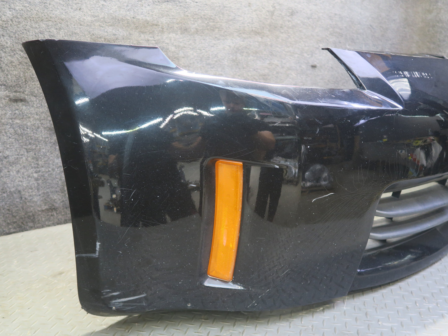 06-09 Nissan Z33 350Z Convertible Front Bumper Cover w Grille Black Damaged