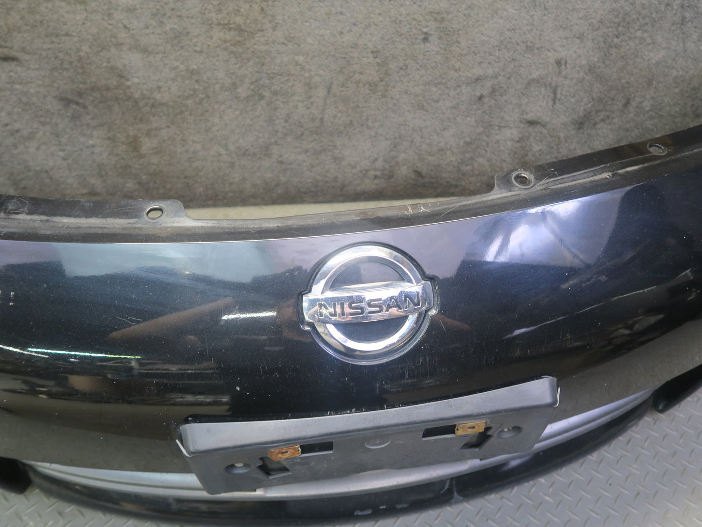 06-09 Nissan Z33 350Z Convertible Front Bumper Cover w Grille Black Damaged