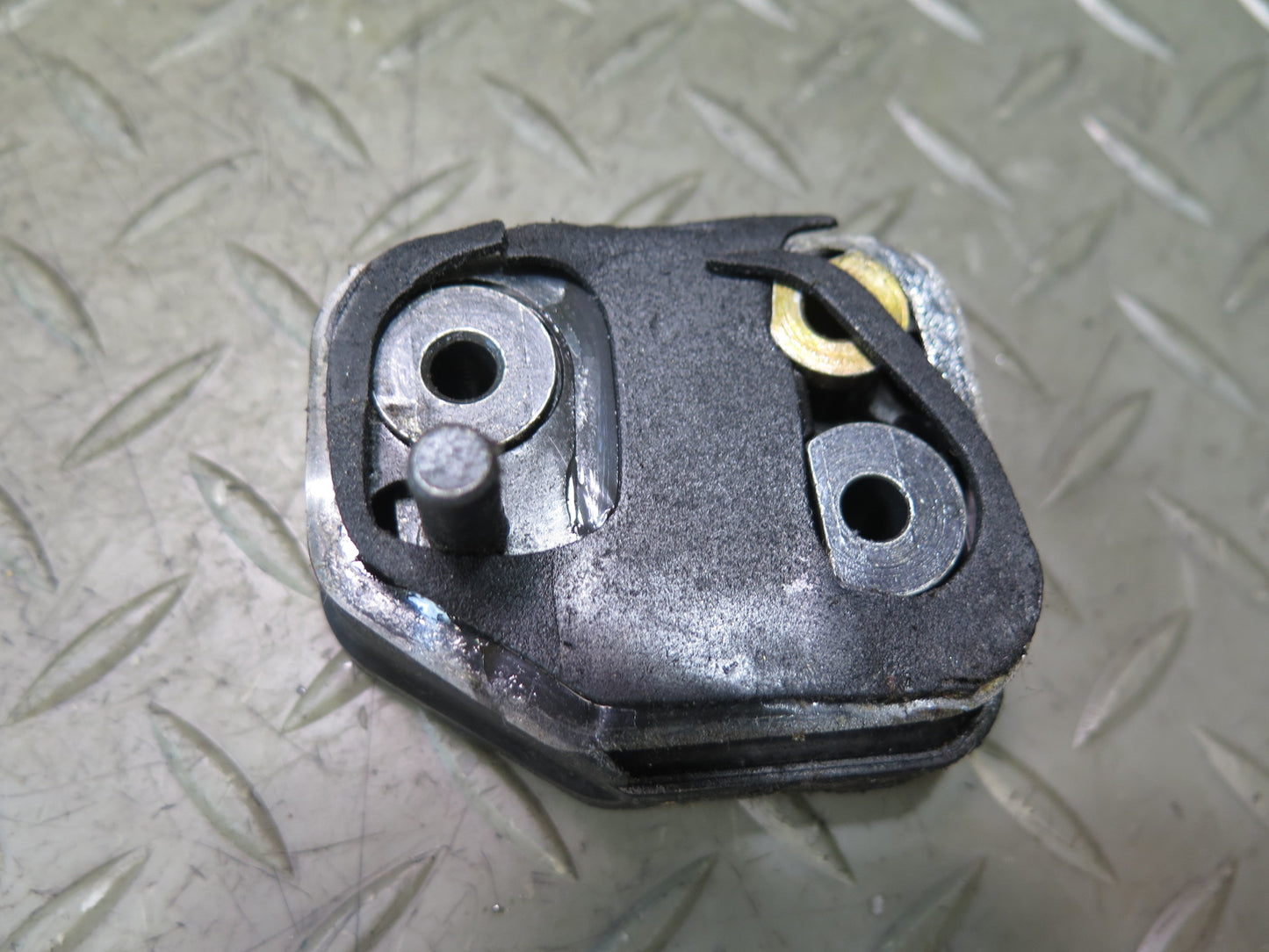 92-96 Chevrolet Corvette C4 Convertible Set of 2 TOP Roof Tonneau Lock Latch OEM
