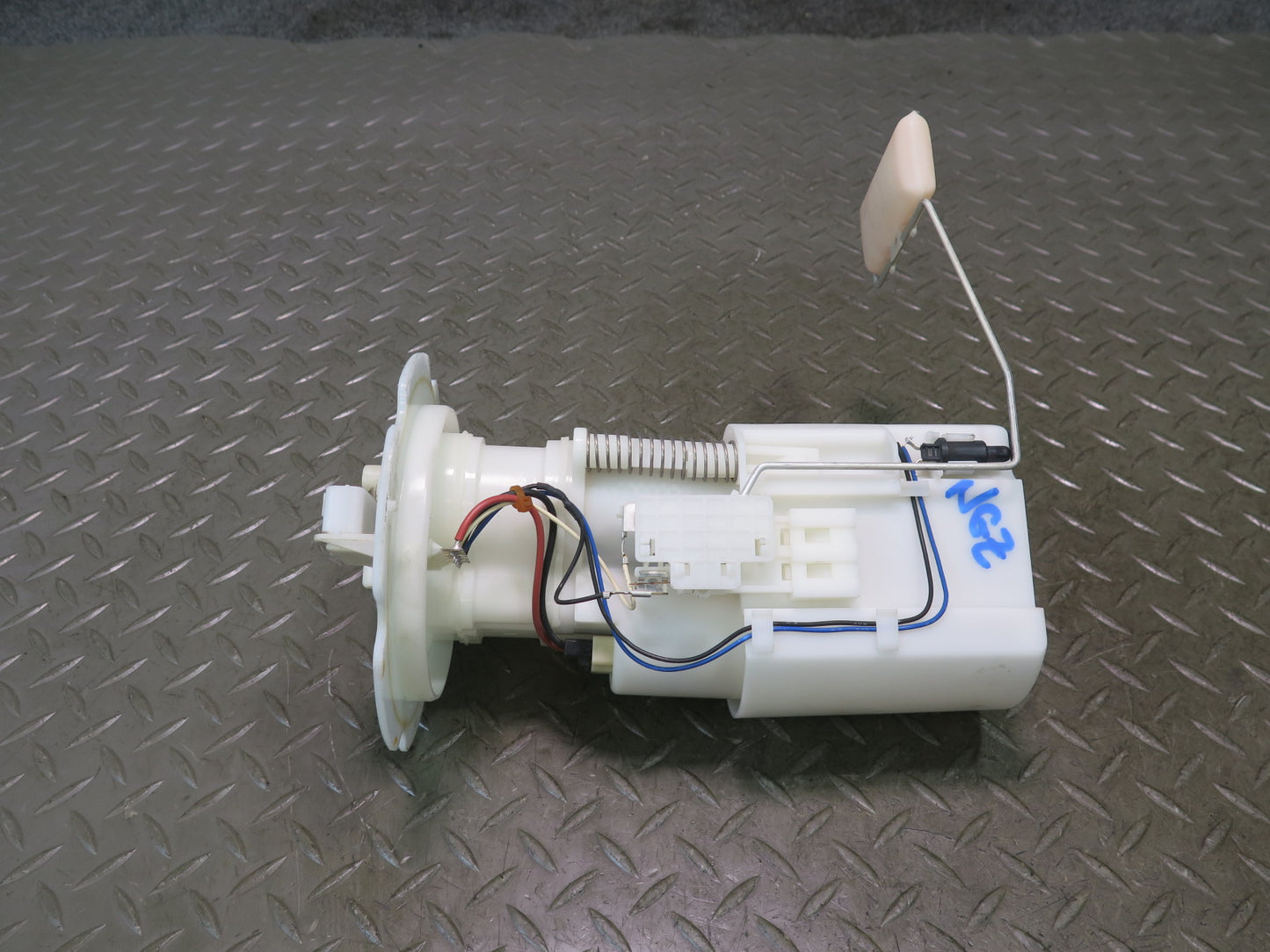 05-09 Nissan Z33 350Z Set of 2 Fuel Pump Level Sensor Sending Unit OEM