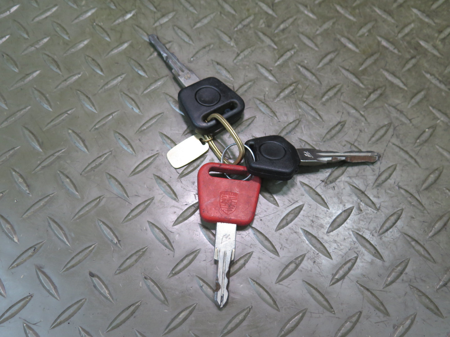 1986 Porsche 928 S Left Right Side Door Glove Box Cylinder Fuel Cap Lock KEY Set