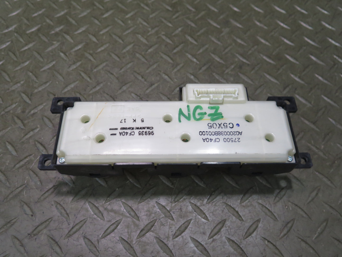 06-09 Nissan Z33 350Z A/C Heater Climate Control Switch Panel 96935-CF40A OEM