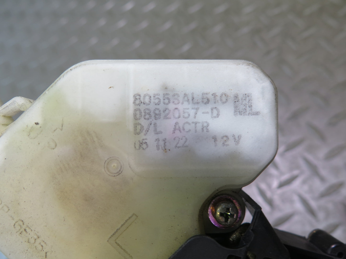 04-09 Nissan Z33 350Z Convertible Left Door Lock Latch Actuator 80553-AL510 OEM