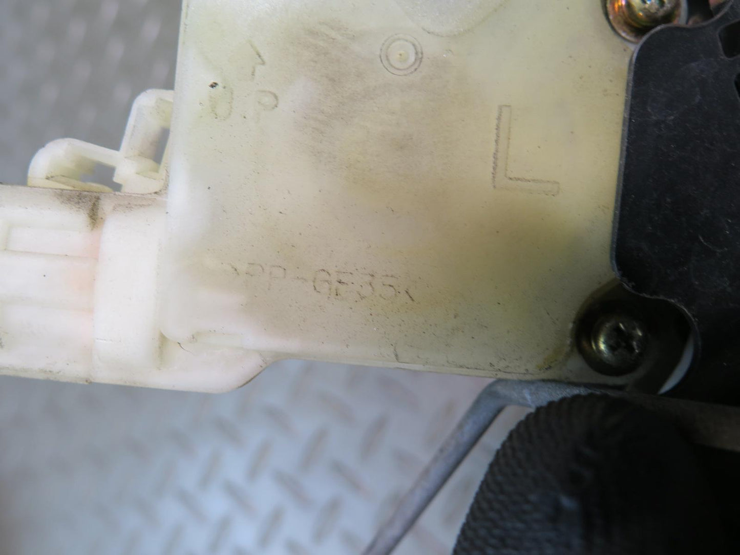 04-09 Nissan Z33 350Z Convertible Left Door Lock Latch Actuator 80553-AL510 OEM