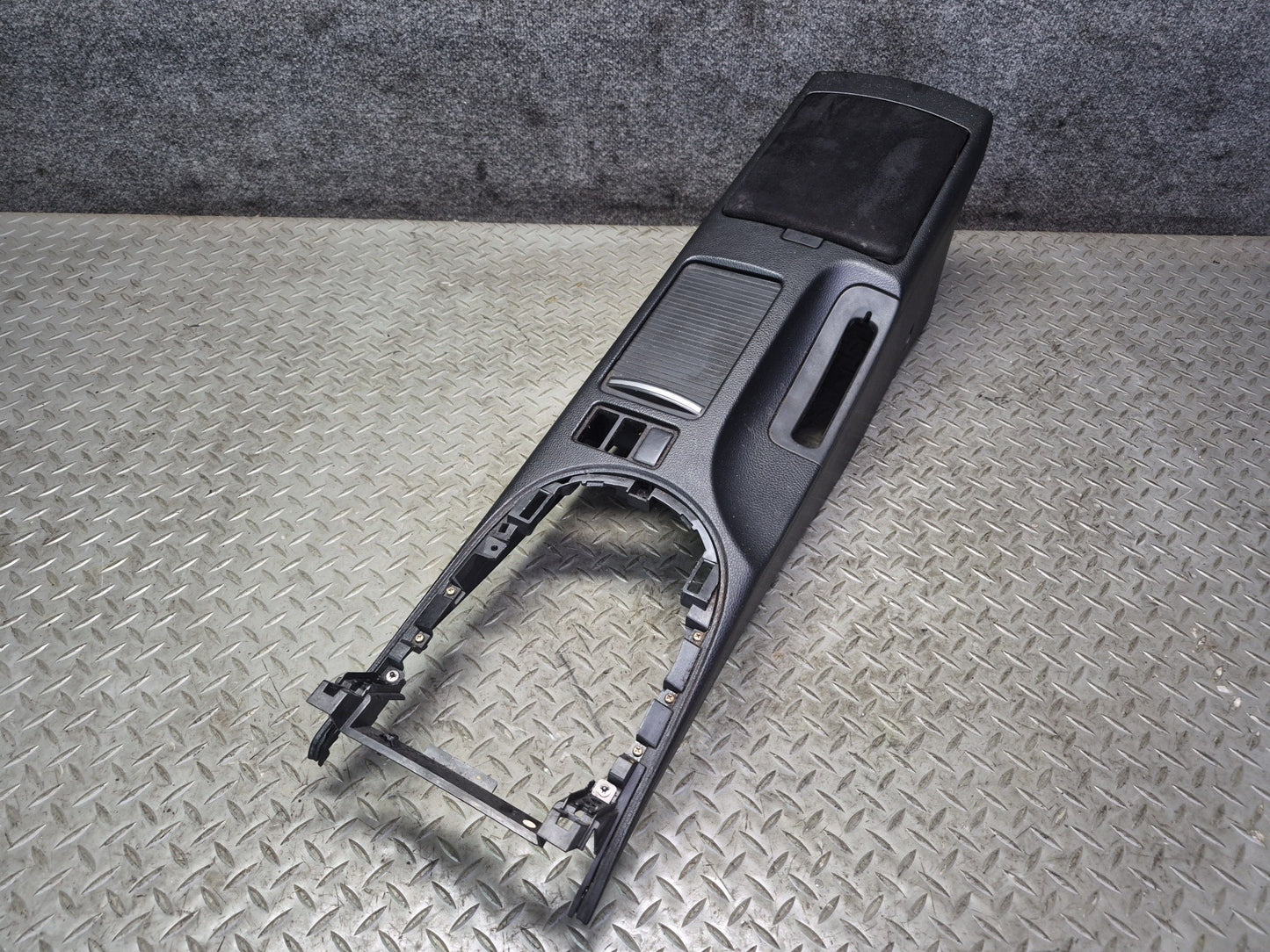 06-09 Nissan 350Z Z33 Convertible M/T Center Console Trim Cover Panel Black OEM