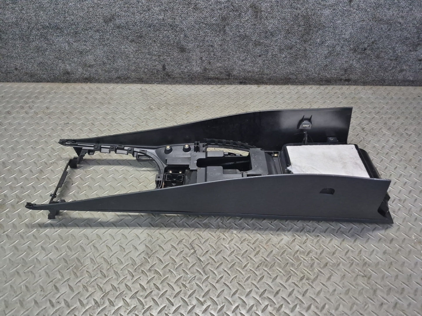 06-09 Nissan 350Z Z33 Convertible M/T Center Console Trim Cover Panel Black OEM