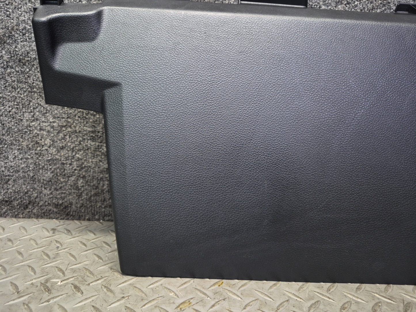 04-07 Nissan Z33 350Z Conv Dash Front Left & Right Knee Trim Panel Black Set OEM
