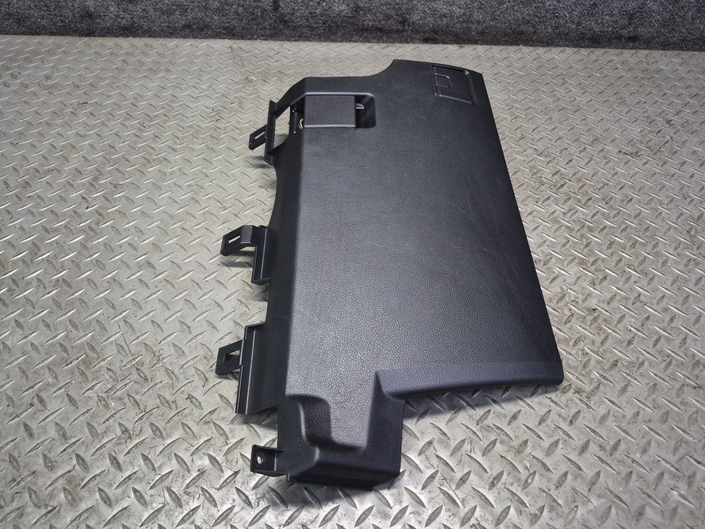 04-07 Nissan Z33 350Z Conv Dash Front Left & Right Knee Trim Panel Black Set OEM