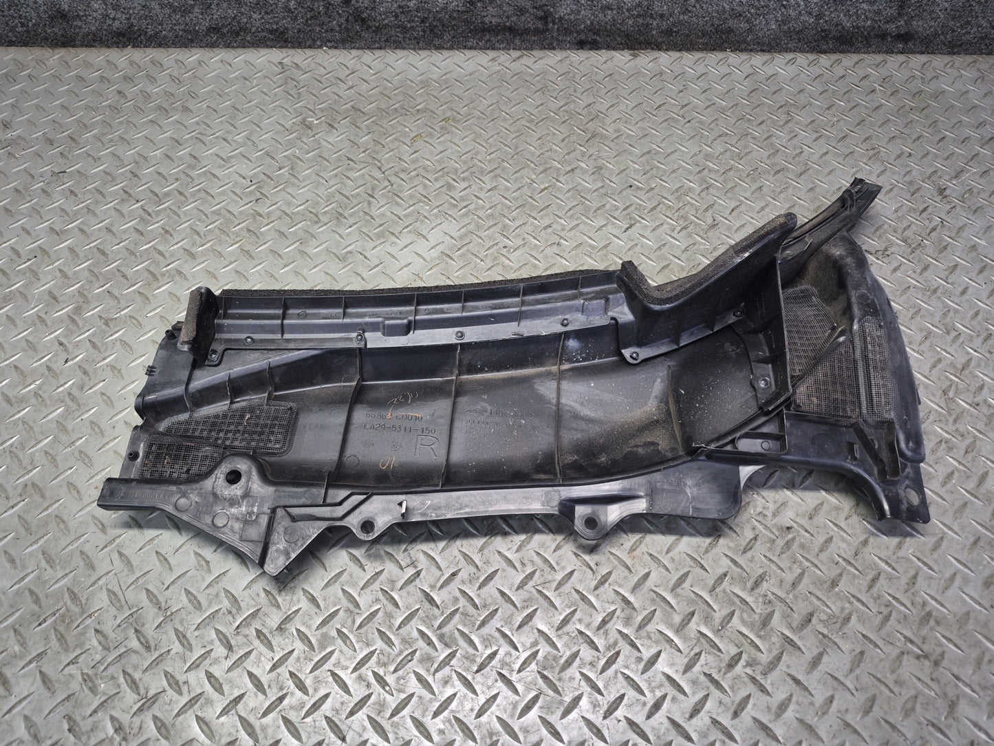 05-06 Nissan 350Z Z33 Convertible Front Windshield Cowl Trim Cover Panel Set OEM