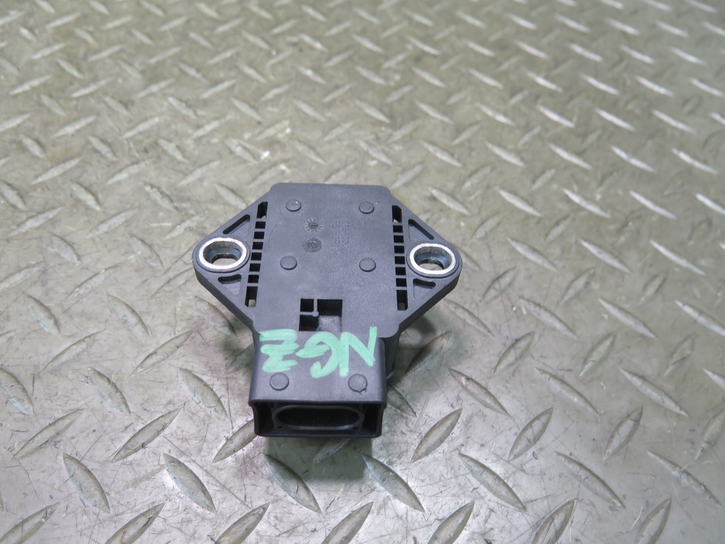 04-09 Nissan 350Z Z33 Convertible Gravity YAW Rate Sensor 47931-AL700 OEM