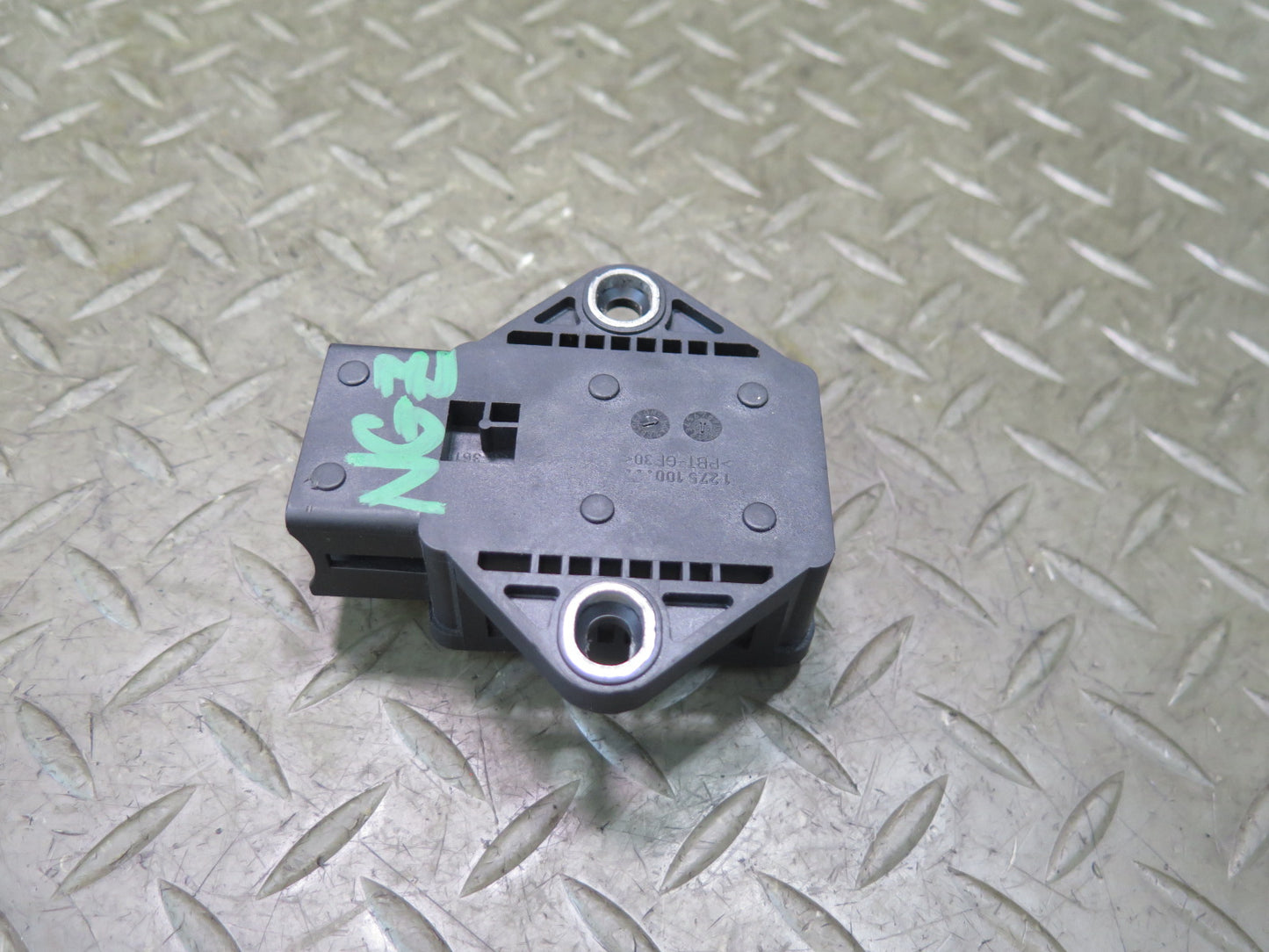 04-09 Nissan 350Z Z33 Convertible Gravity YAW Rate Sensor 47931-AL700 OEM