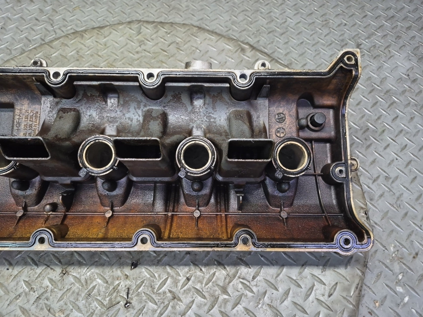 2011-2018 Porsche Cayenne 958 4.8L Engine Right Cylinder Head Valve Cover OEM