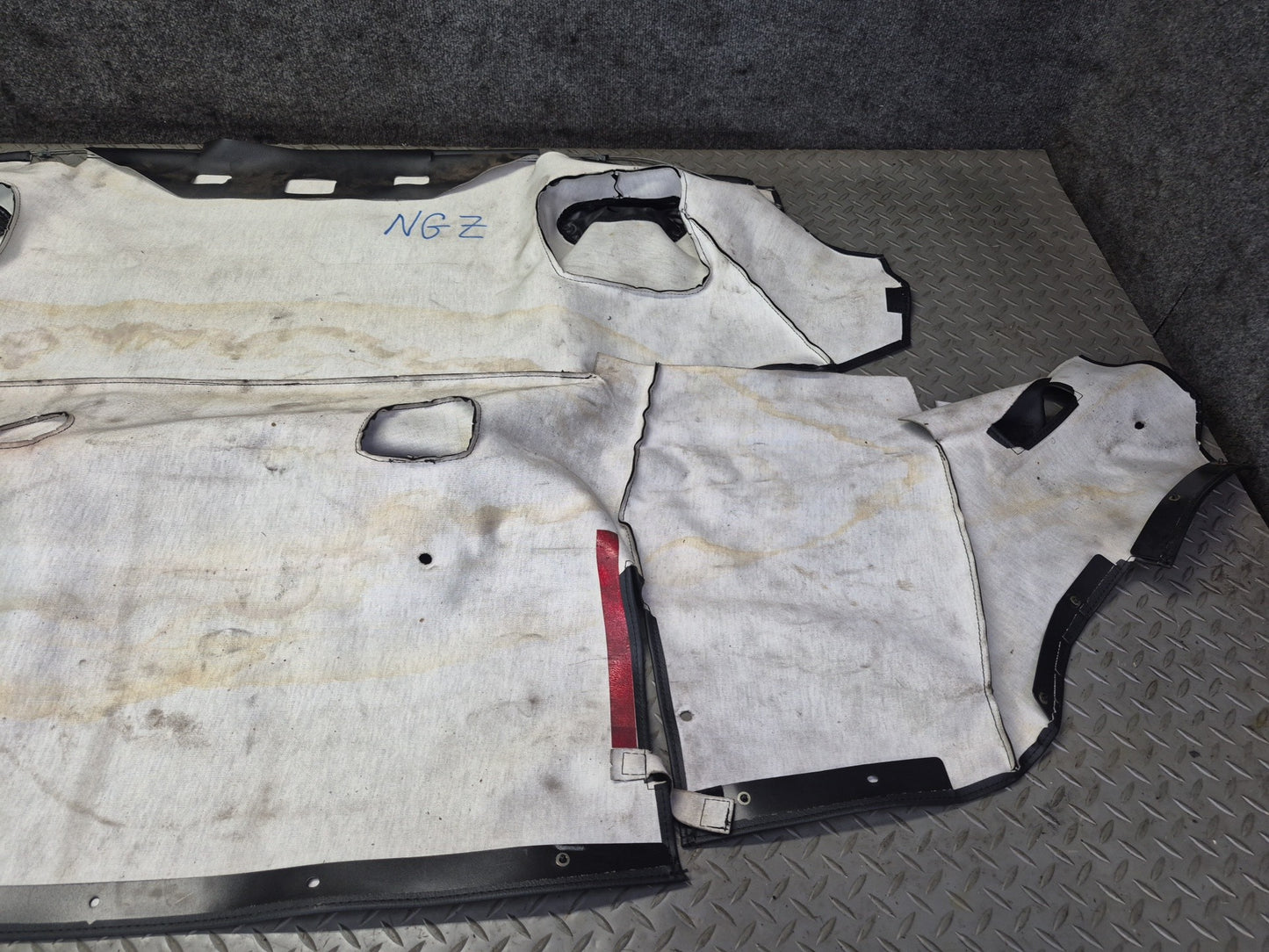 04-09 Nissan Z33 350Z Convertible TOP Roof Leather Compartment Liner Cover Dmgd
