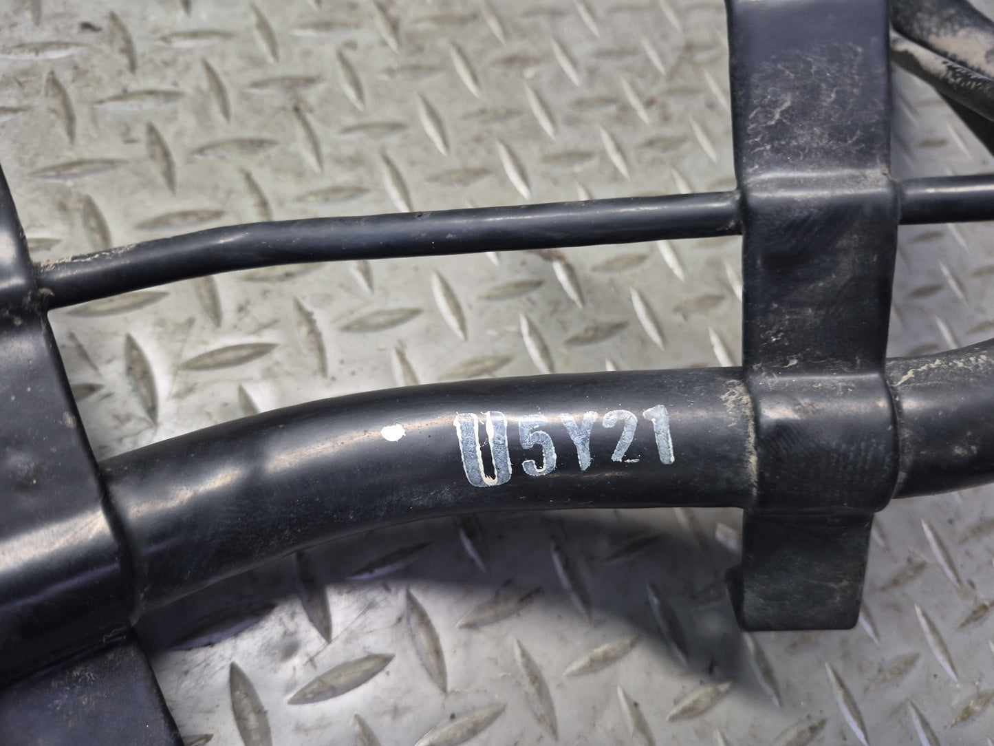 03-09 Nissan Z33 350Z Fuel Tank Filler Neck OEM