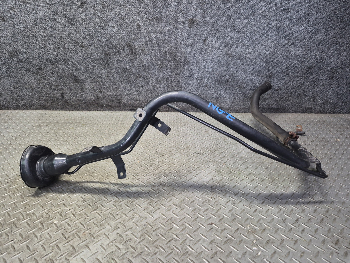 03-09 Nissan Z33 350Z Fuel Tank Filler Neck OEM