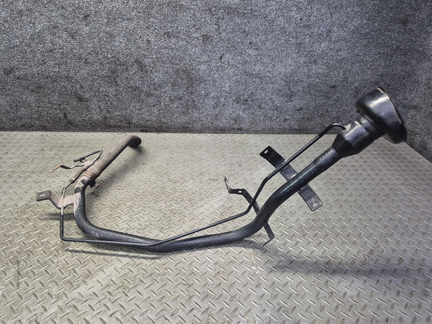 03-09 Nissan Z33 350Z Fuel Tank Filler Neck OEM