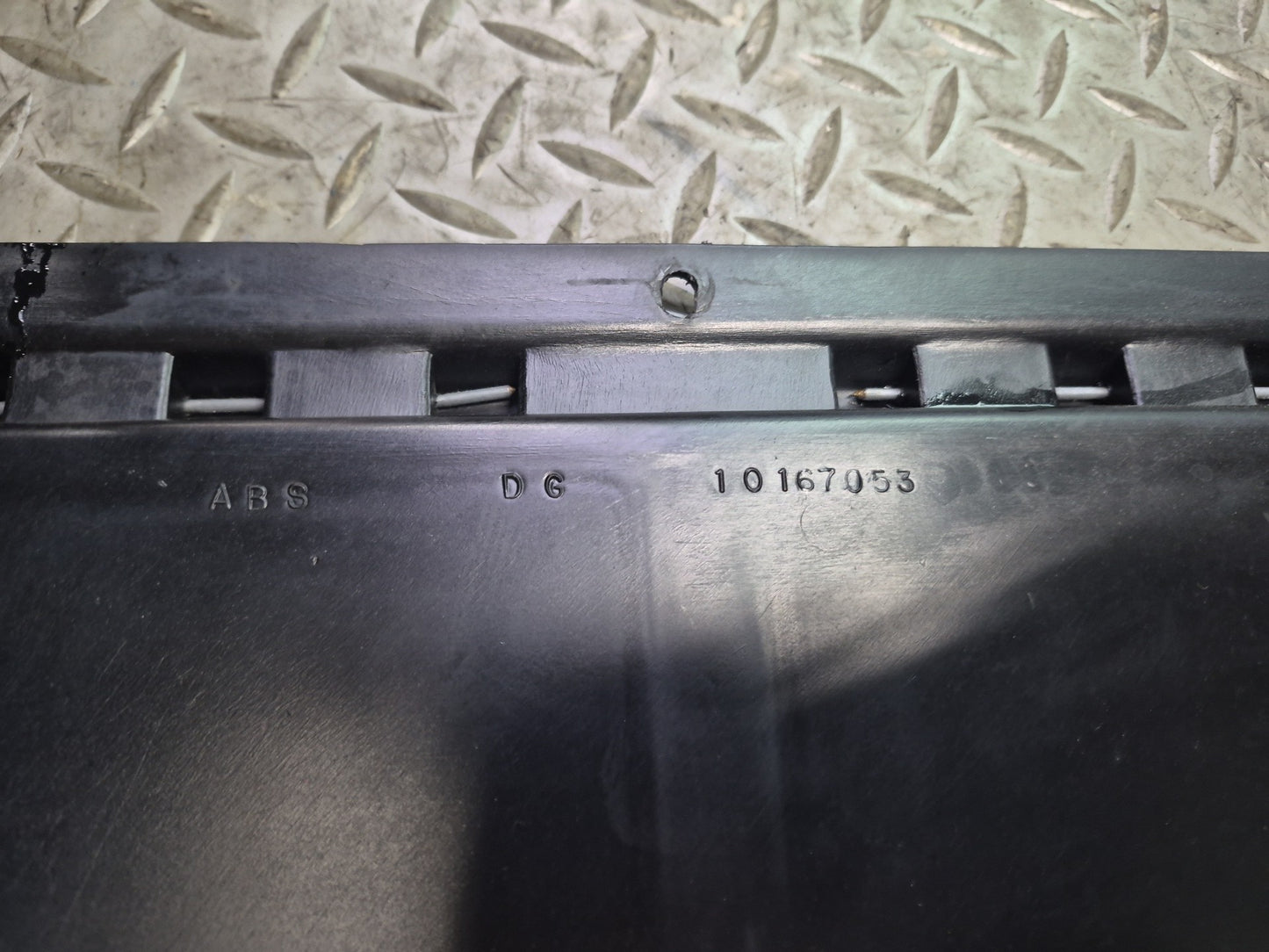 91-96 Chevrolet Corvette C4 Rear Floor Compartment Storage BIN Frame Panel Dmgd