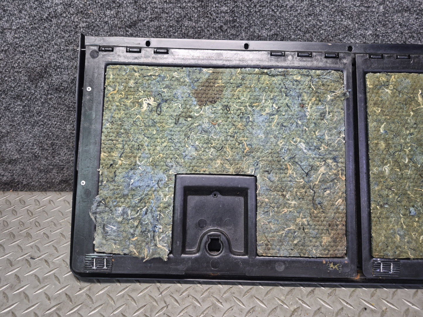 91-96 Chevrolet Corvette C4 Rear Floor Compartment Storage BIN Frame Panel Dmgd