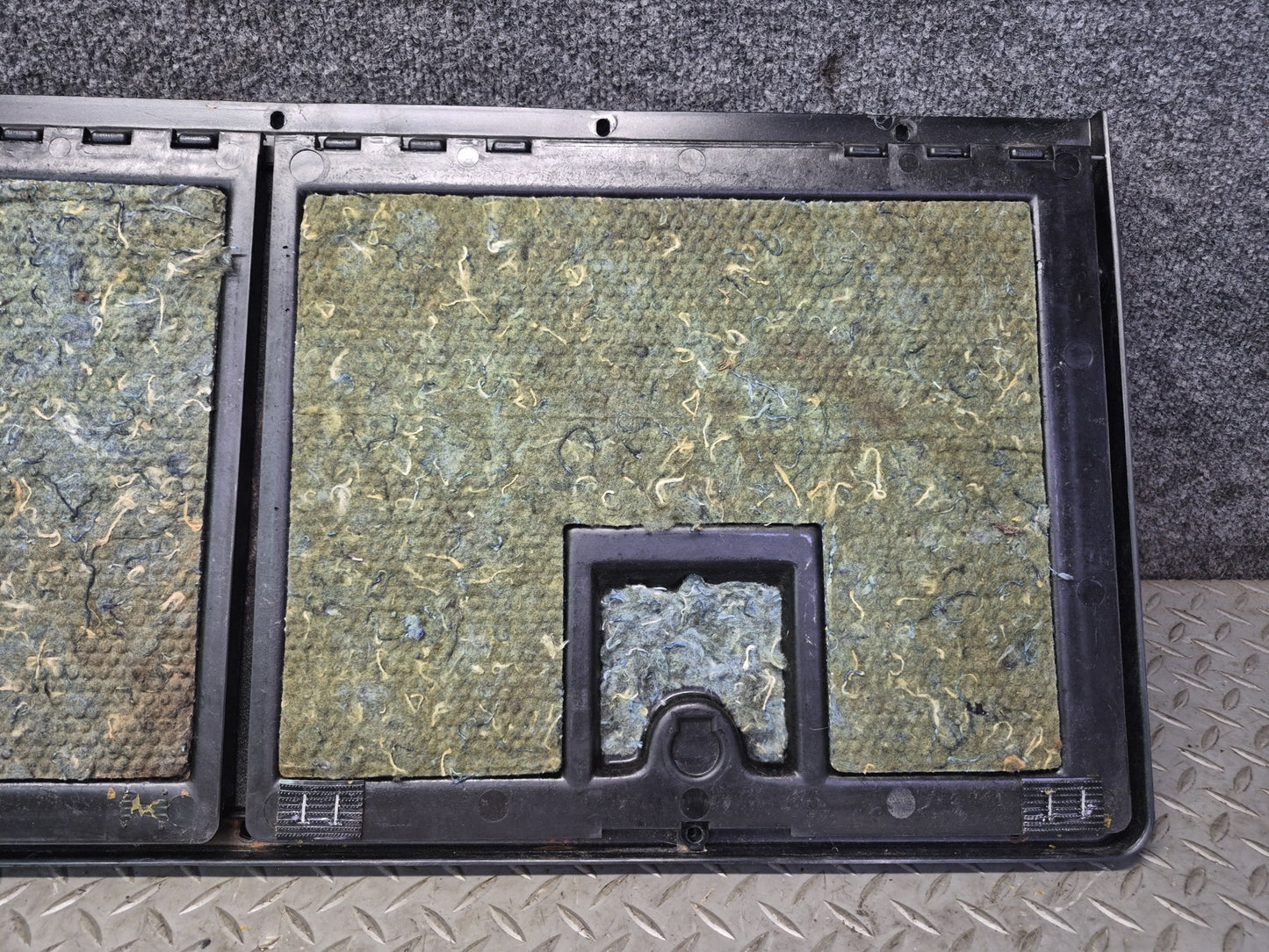 91-96 Chevrolet Corvette C4 Rear Floor Compartment Storage BIN Frame Panel Dmgd
