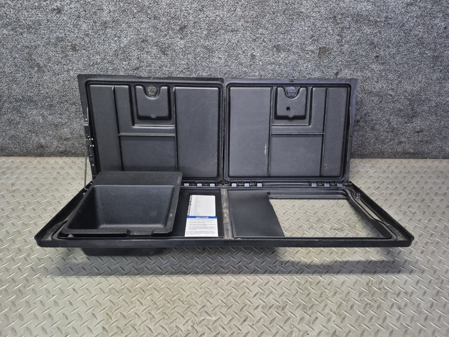 91-96 Chevrolet Corvette C4 Rear Floor Compartment Storage BIN Frame Panel Dmgd