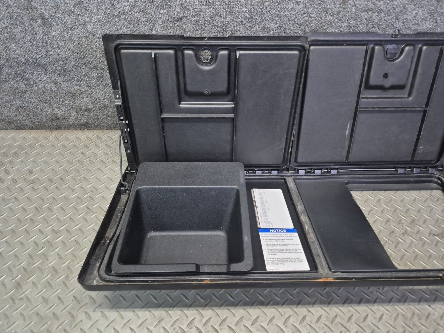 91-96 Chevrolet Corvette C4 Rear Floor Compartment Storage BIN Frame Panel Dmgd