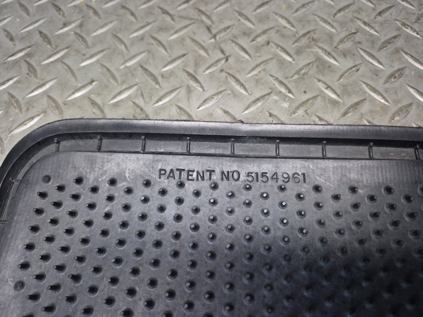 90-96 Chevrolet Corvette C4 Set of 2 Front Left & Right Carpet Floor MAT OEM