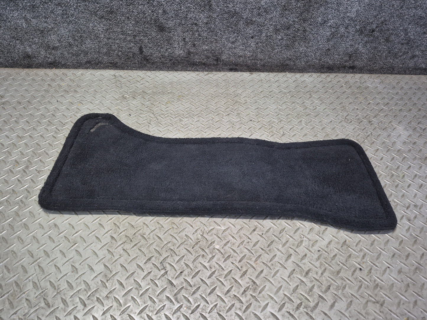 90-96 Chevrolet Corvette C4 Set of 2 Front Left & Right Carpet Floor MAT OEM