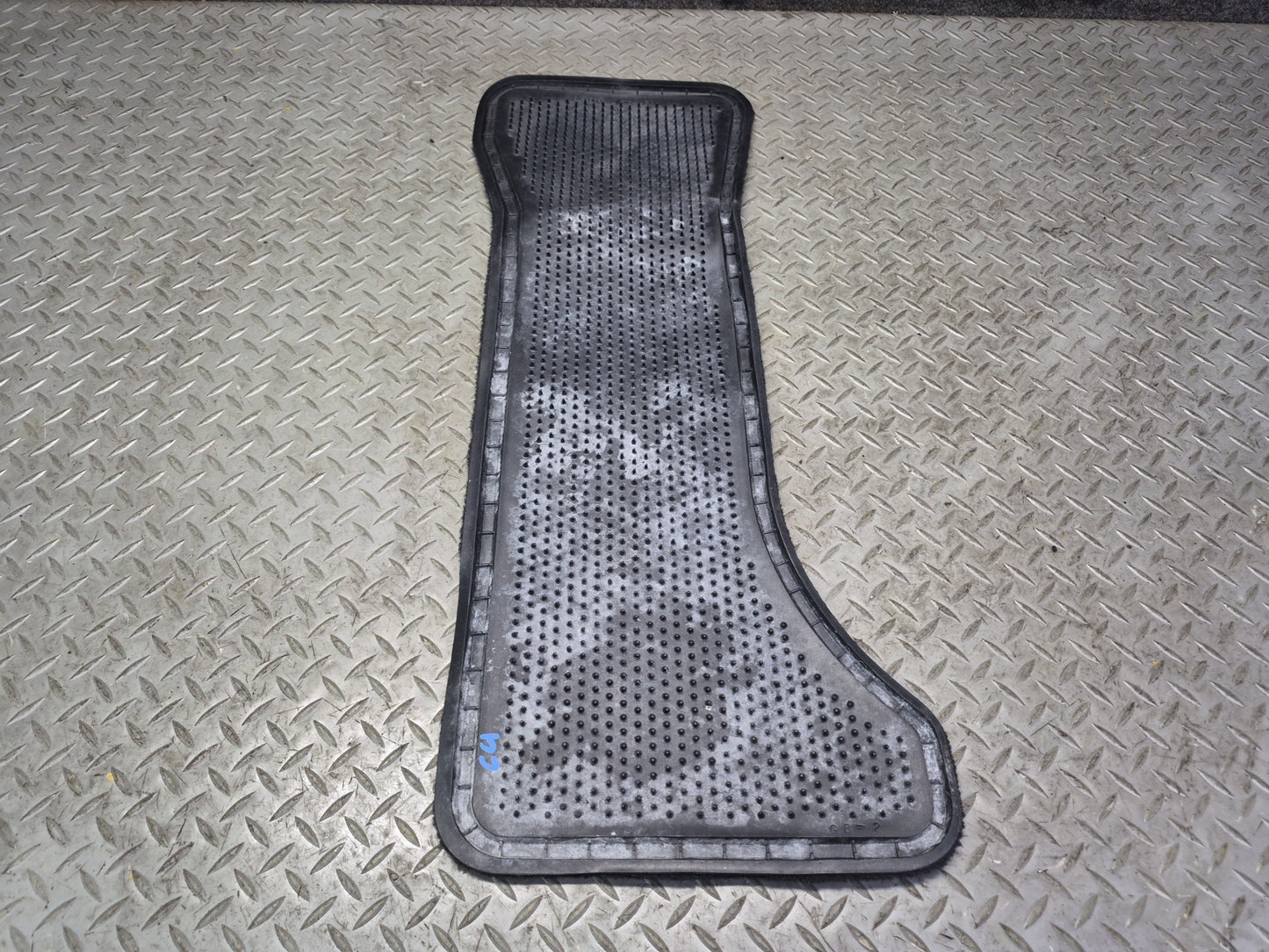 90-96 Chevrolet Corvette C4 Set of 2 Front Left & Right Carpet Floor MAT OEM