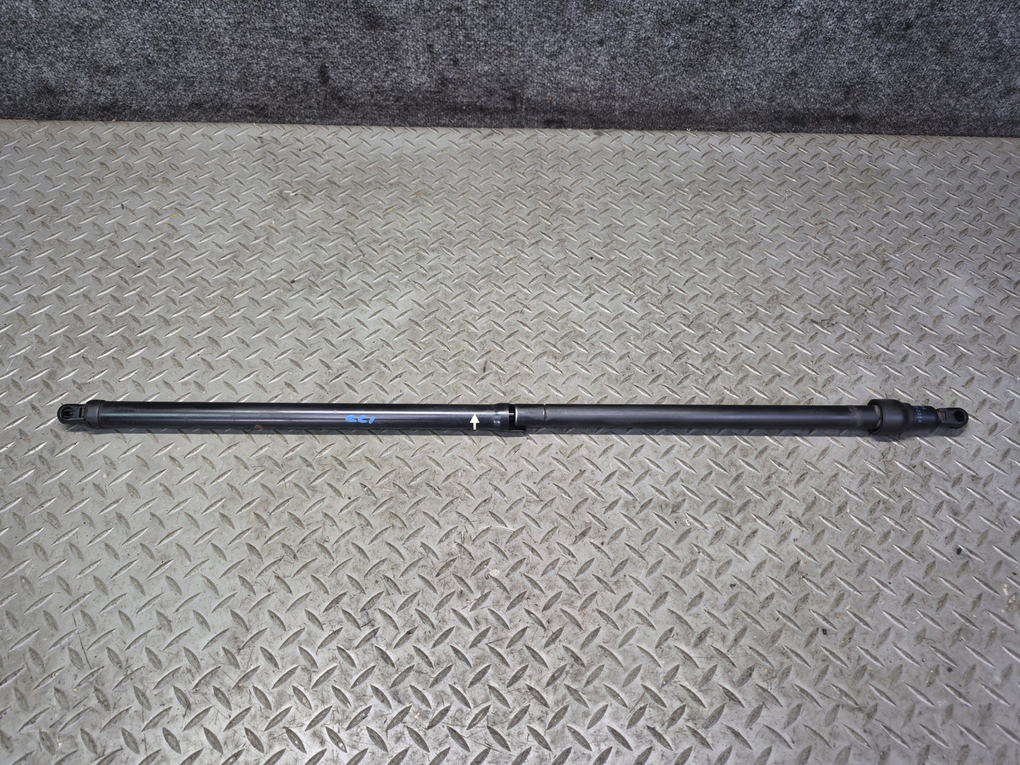 85-96 Chevrolet Corvette C4 Front Hood Strut Support OEM